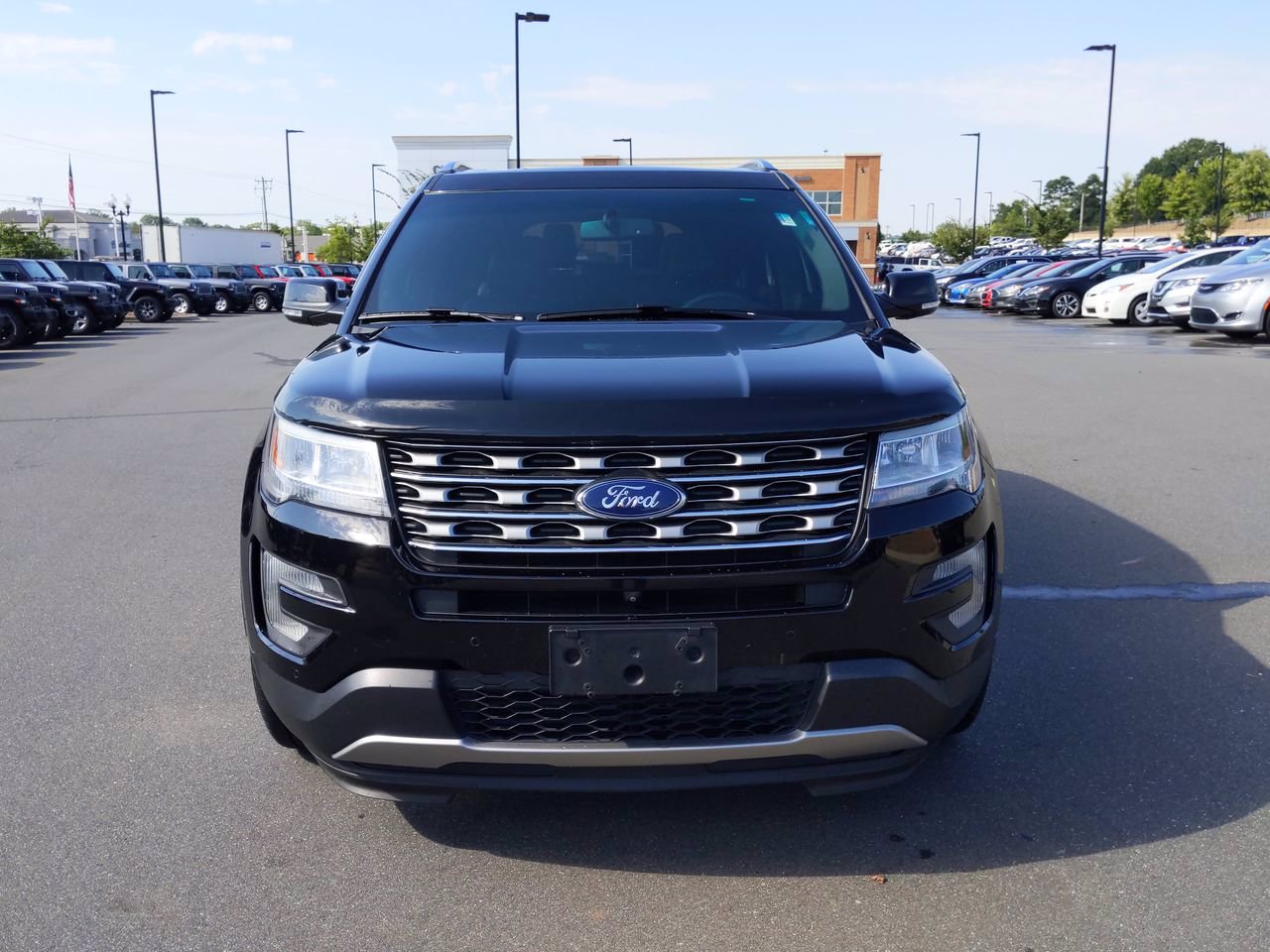 Pre-Owned 2016 Ford Explorer Limited With Navigation