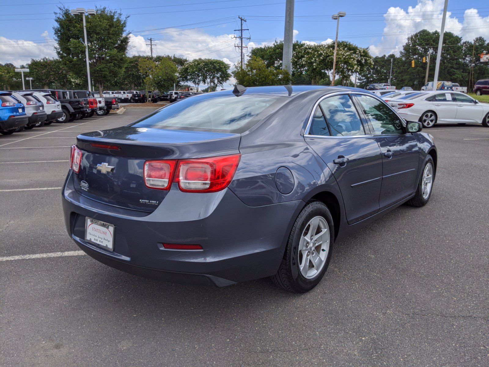 Pre-Owned 2013 Chevrolet Malibu LS FWD 4dr Car