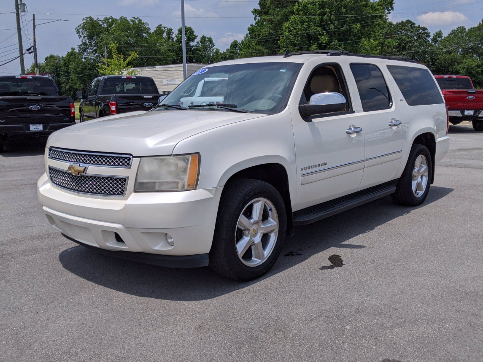 Pre-Owned 2011 Chevrolet Suburban LTZ With Navigation