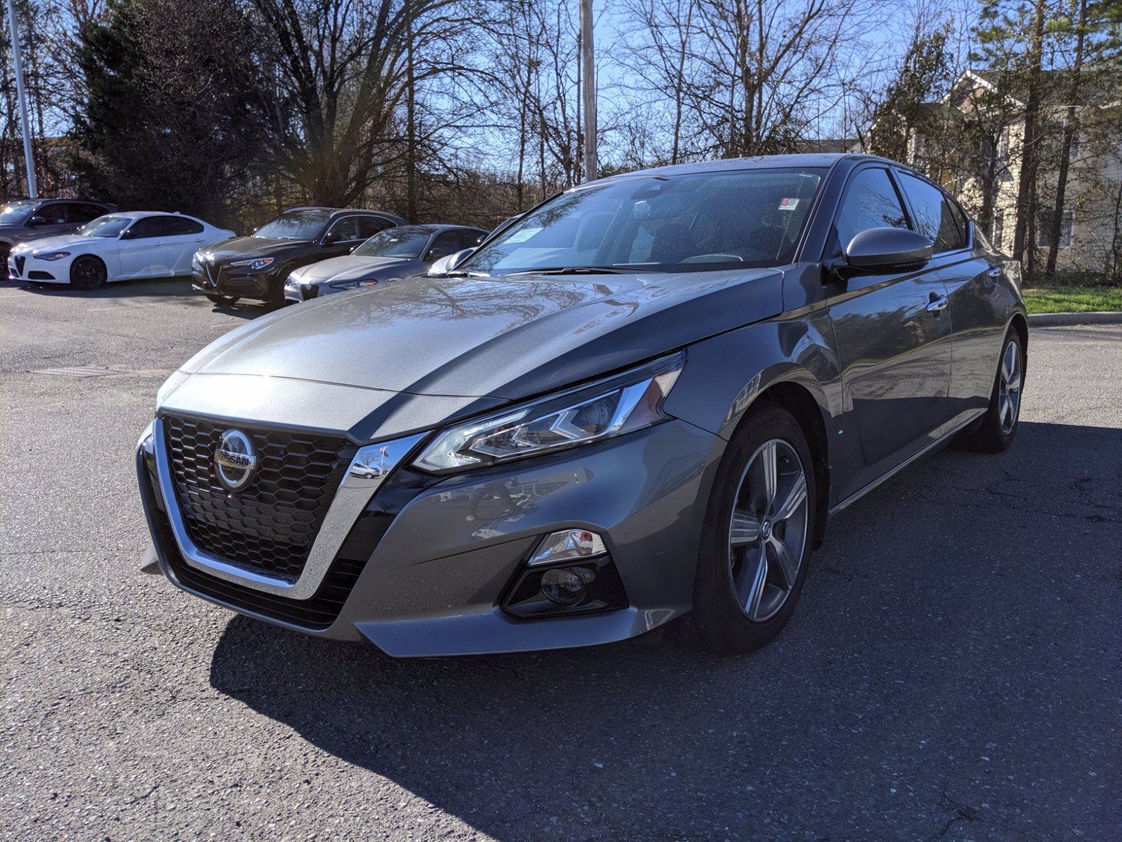 Pre-Owned 2019 Nissan Altima 2.5 SV FWD 4dr Car