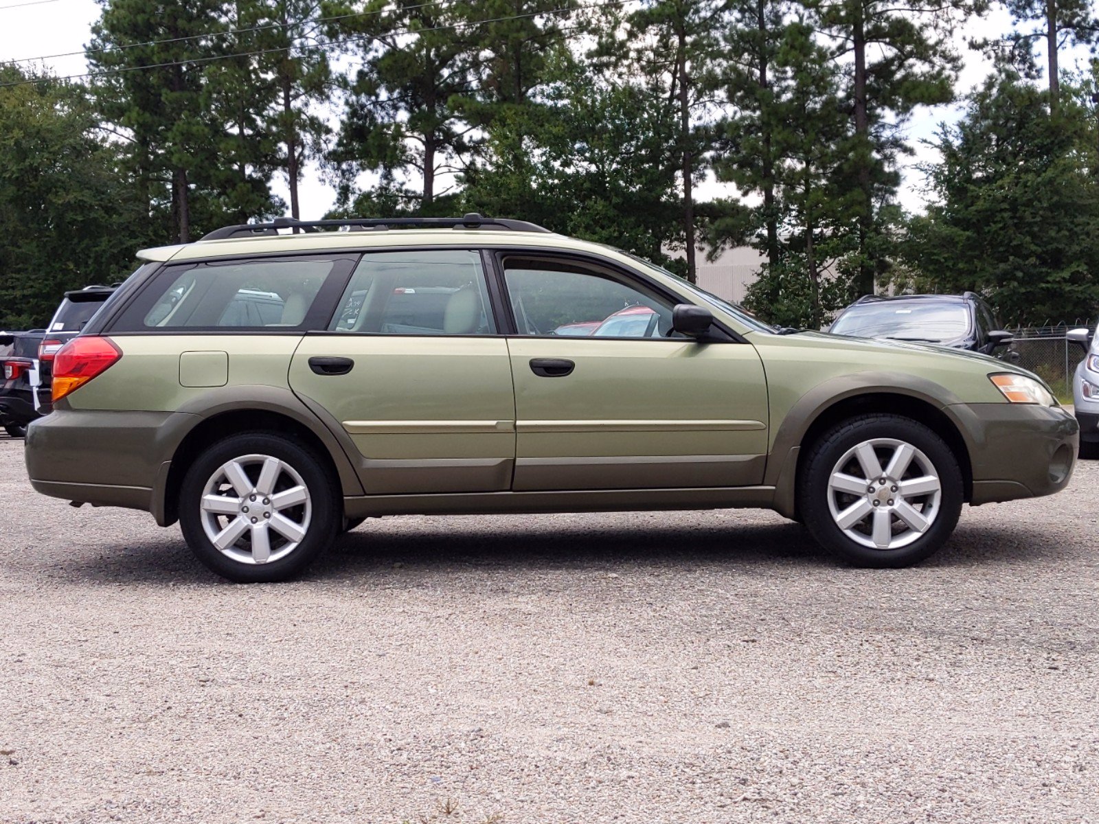 Pre-Owned 2006 Subaru Legacy Wagon Outback 2.5i AWD